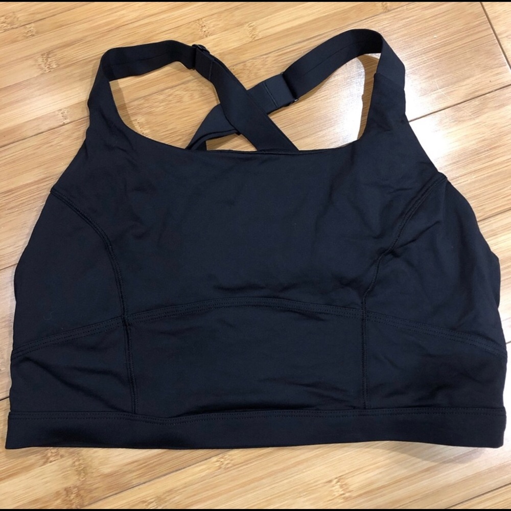 Lululemon Black sports bra